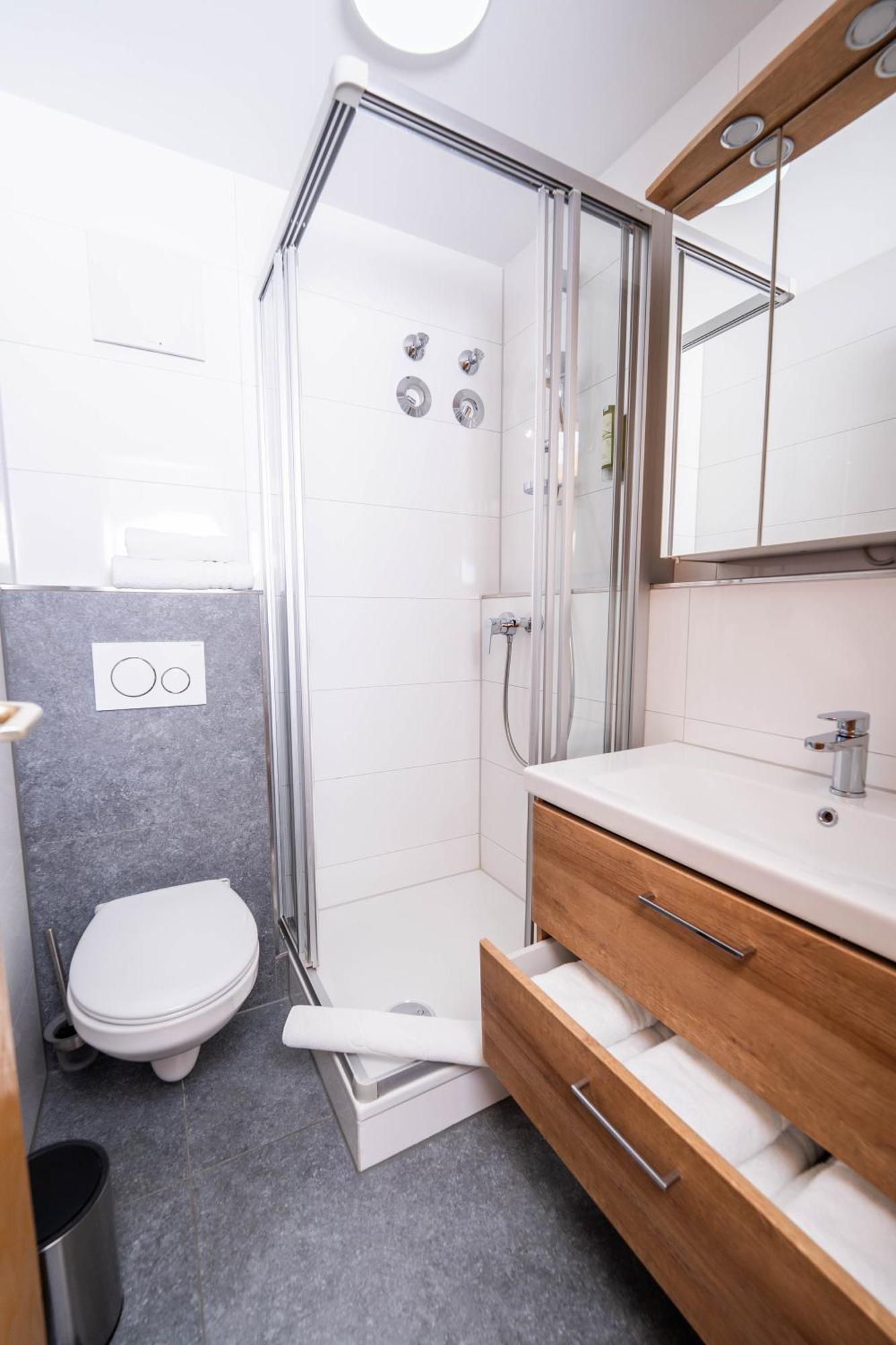 Citywohnungfn Φριντρισχάφεν Εξωτερικό φωτογραφία